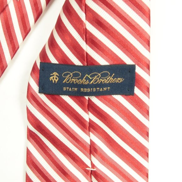 Brooks Brothers Red White Candy Repp Stripe Tie - Picture 2 of 2